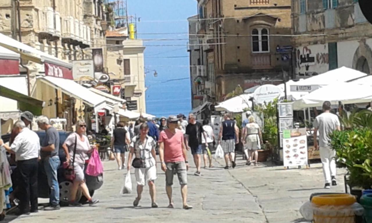 Olympus Bed & Breakfast Tropea